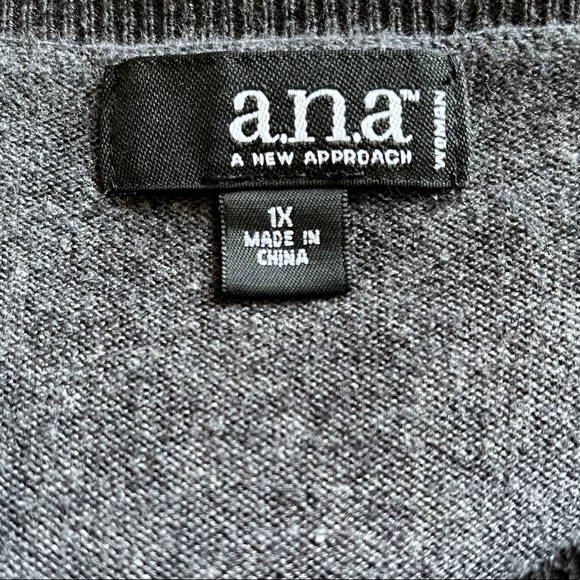 Grey Leopard Print Sweater Dress - Picture 7 of 7